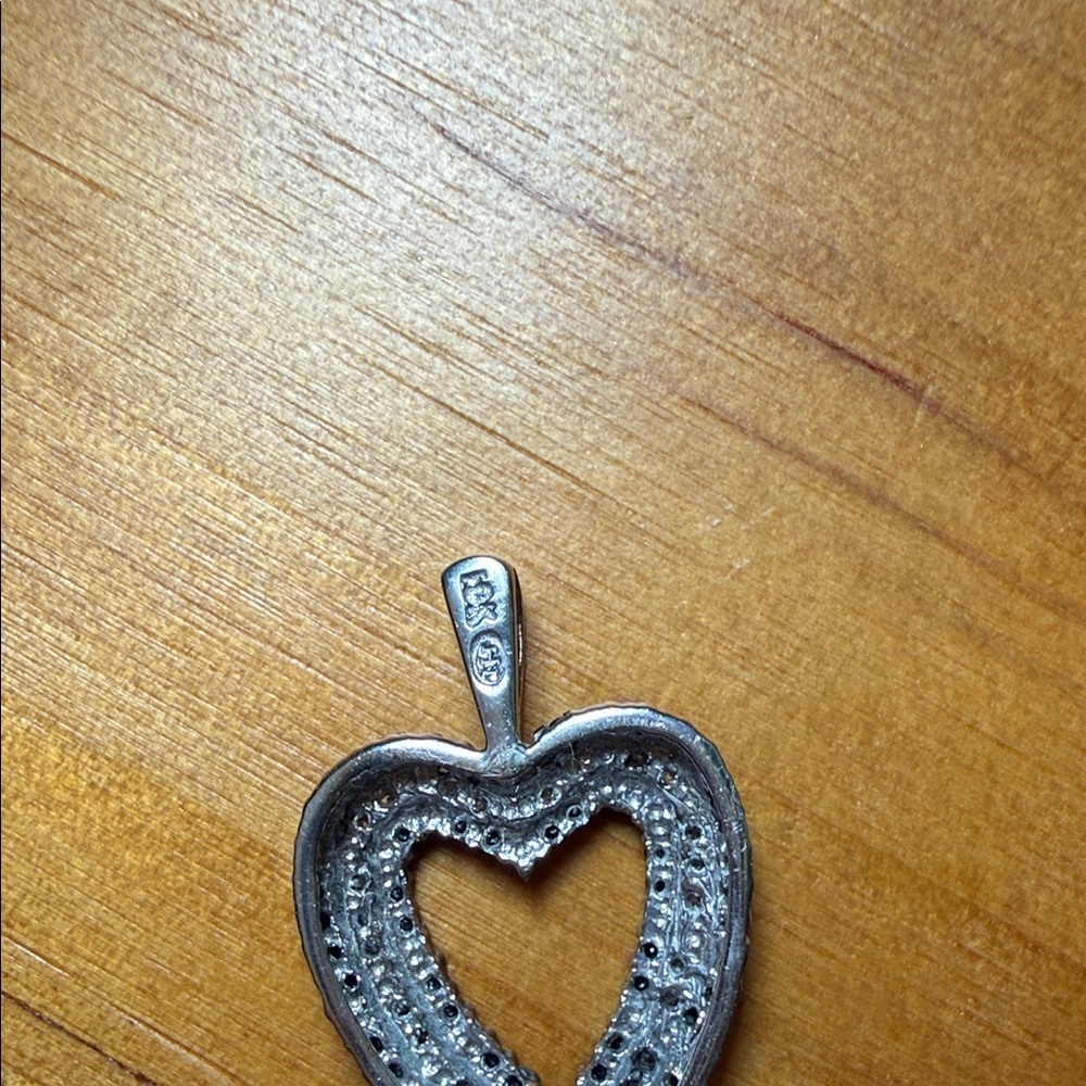 Zales 14k white gold chain necklace with a Diamond 10k White Gold Heart Pendant. - Picture 5 of 9